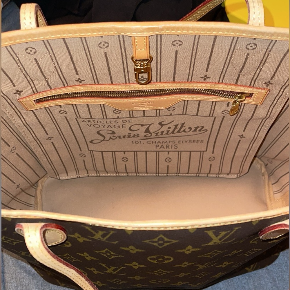Louis Vuitton Neverfull MM